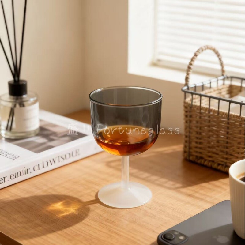 High-Quality Wine Glasses, Goblets, Red Wine Glasses, Champagne Glasses, Goblets for Home Use, Colorful Heat-Resistant High Borosilicate Glass Cups