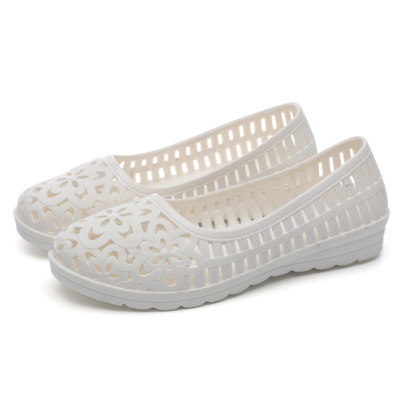 Summer Women's Hole Hollow Women's Shoes Plastic White Sandals Non-slip Flat Nurse Shoes Pregnant Women's Mom Shoes Comfortable