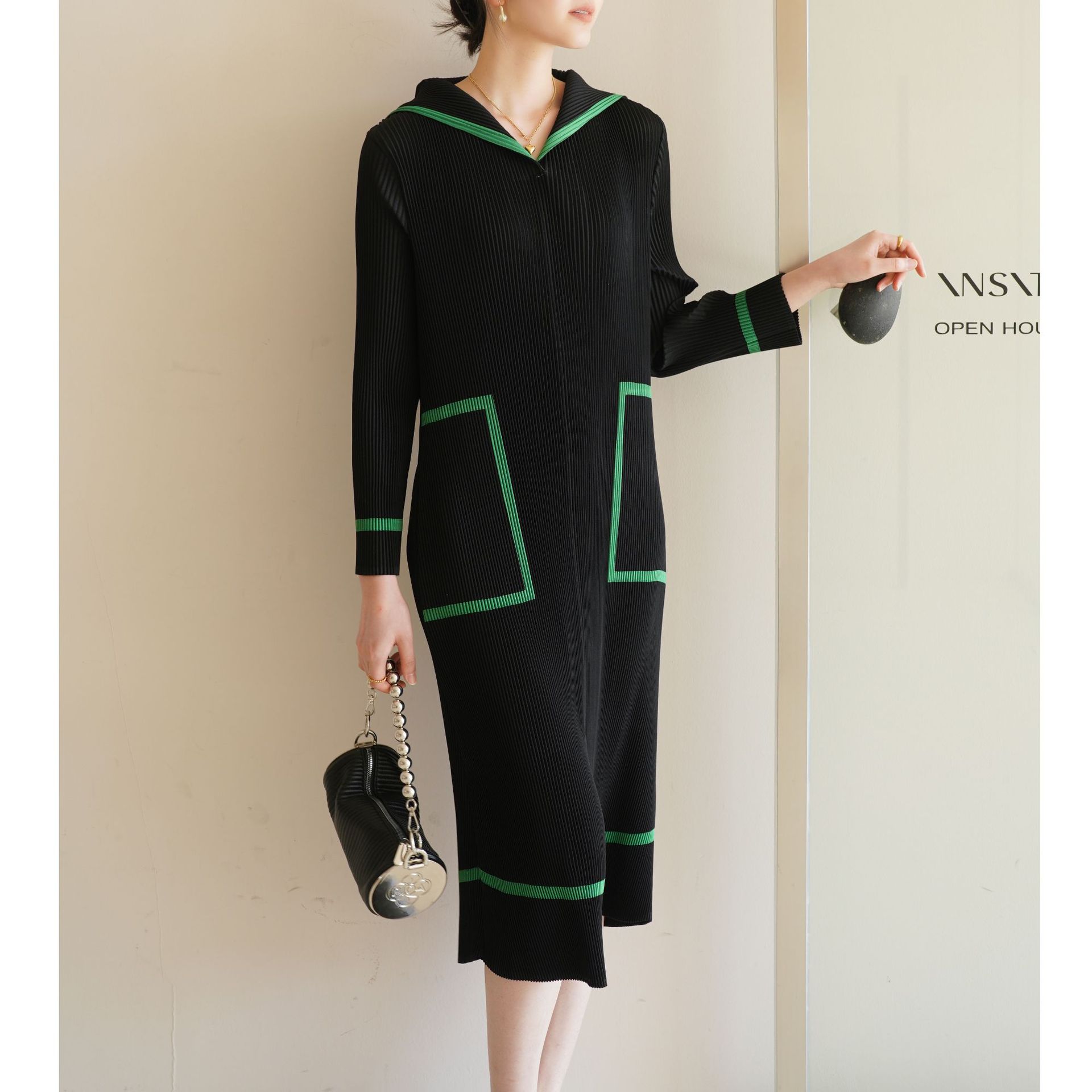 Department store quality 2025 Autumn/Spring new Miyake high-end pleated British casual loose temperament commuter dress