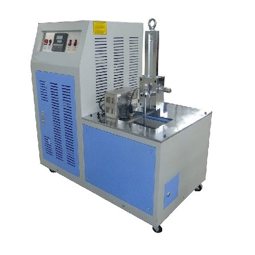 Низкотемпературная машина для испытания на хрустящих резины и пластика
