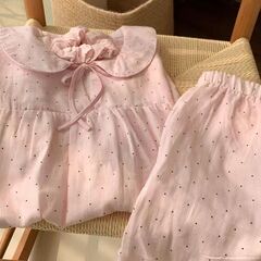 夏の女性用の可愛くて甘い水玉模様のパジャマ、学生のホームウェアとして着用できる新しい半袖ショーツ、高価値のスーツ