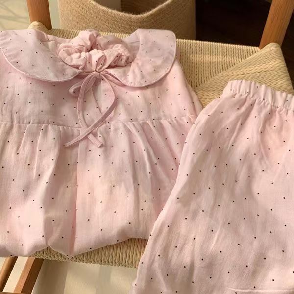 夏の女性用の可愛くて甘い水玉模様のパジャマ、学生のホームウェアとして着用できる新しい半袖ショーツ、高価値のスーツ|undefined