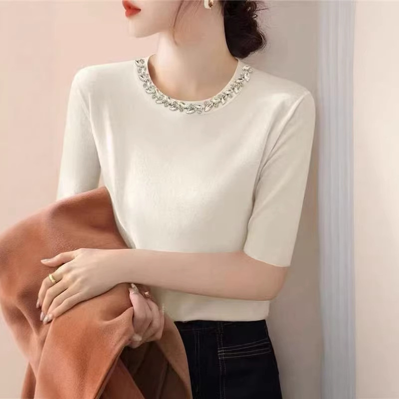 Áo thun cổ tròn ngắn tay nữ phối đính cườm phong cách Hàn Quốc — đen chi tiết 1