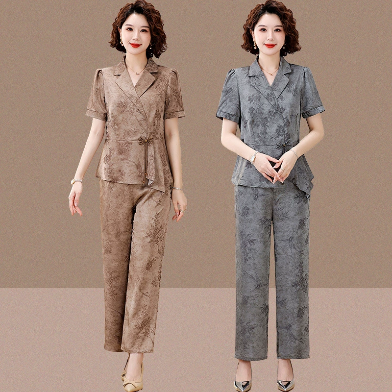 2025 новая мама летняя одежда набор иностранные модные топы из двух частей среднего и пожилого возраста женская летняя футболка с короткими рукавами