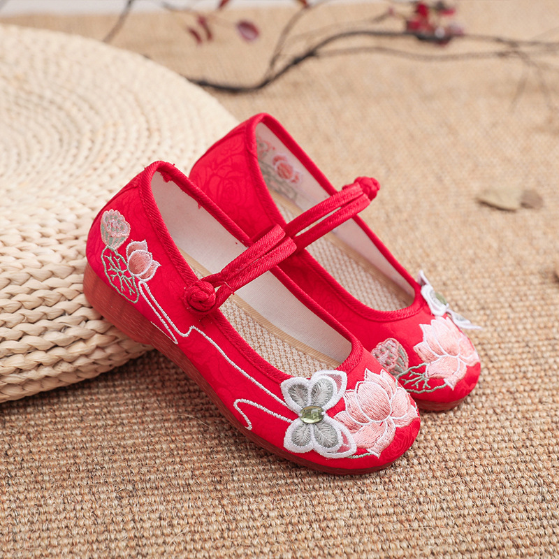 Jelly bottom girl Chinese folk dance hanfu embroidered shoes national girl shoes Princess fairy hanfu shoes