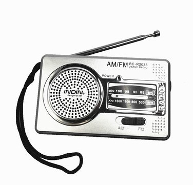 Venta caliente de comercio exterior nuevo reproductor de canal de búsqueda de FM manual retro AMFM para personas mayores Mini radio Walkman