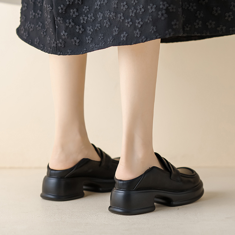 女性用の小さな革靴、小さいサイズのローファー、サイズ32、新しい冬のスタイル、ツーウェアの厚底スリッポンカレッジスタイルの革靴|undefined