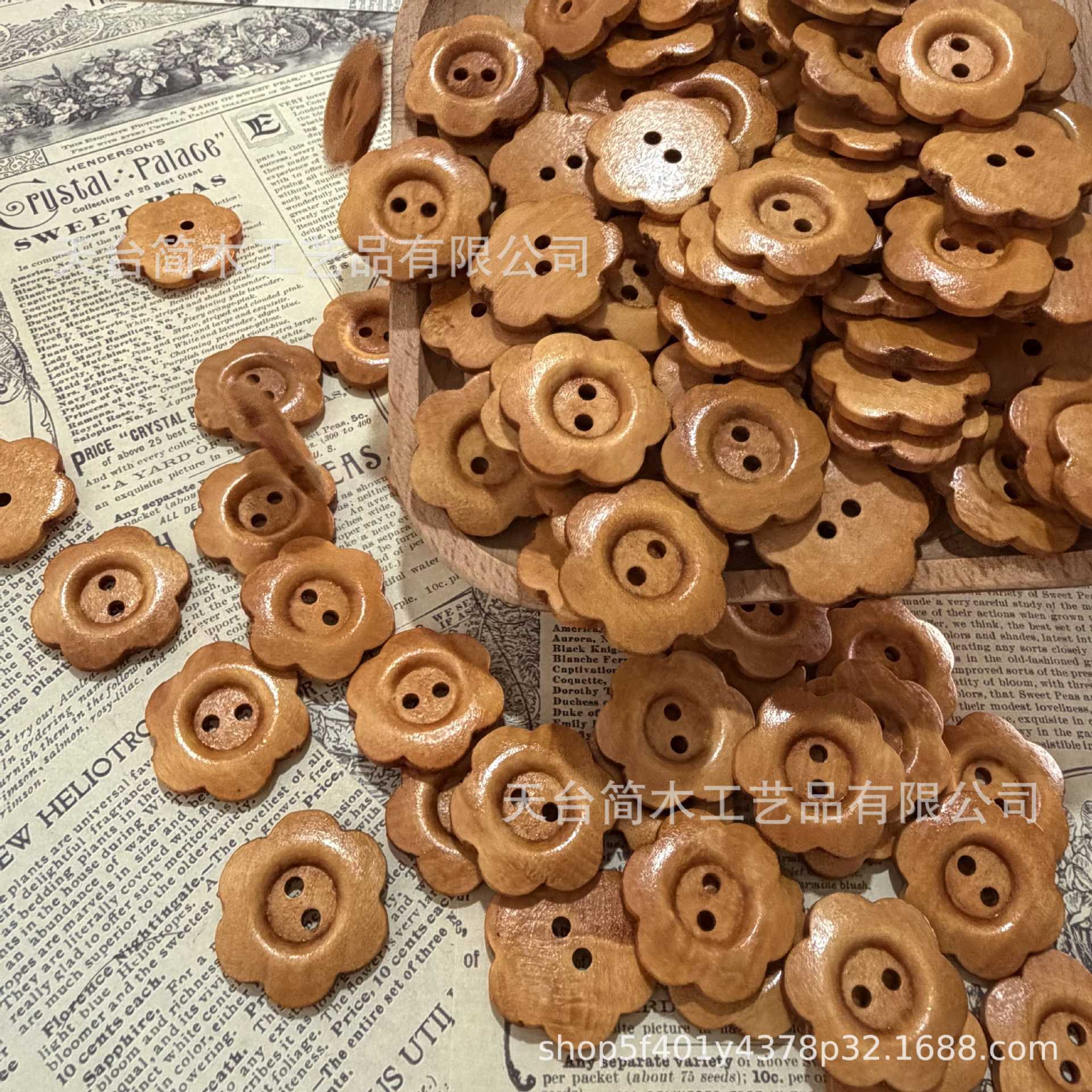 木头扣花朵衬衫毛衣马甲大衣风衣休闲装木质服饰扣时尚百搭扣