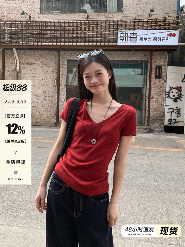宋正恩V领红色正肩短袖t恤女夏季2025新款纯棉韩系修身短款上衣潮|undefined
