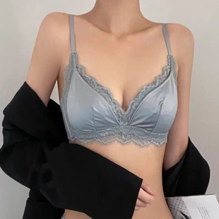 Small Chest Push-up Underwear Women's Thin Large Chest Triangle Cup Without Steel Ring Lace Bra French Anti-sagging