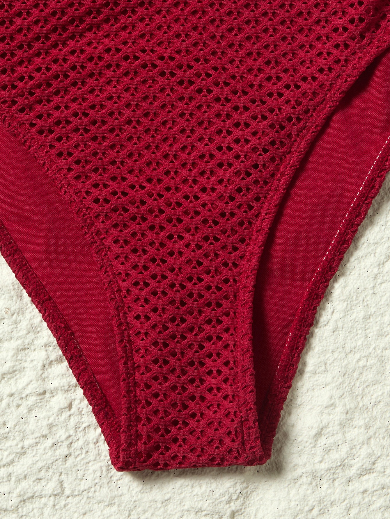 Nuovo stile bikini da donna europeo-americano in rete traspirante e altamente elastico, costume da bagno due pezzi, molto venduto in Russia_voghion.com