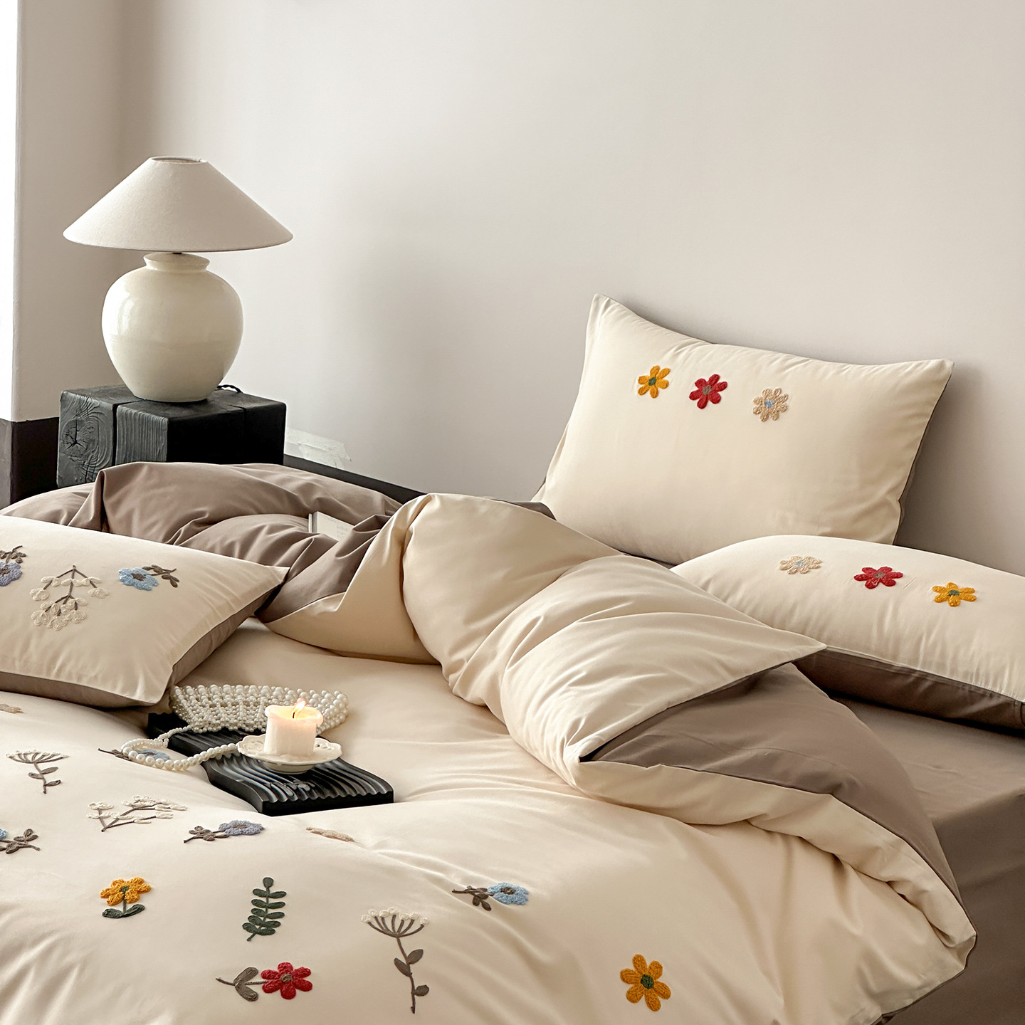 Brushed Cotton Four-piece Bedding Set For Autumn And Winter_voghion.com