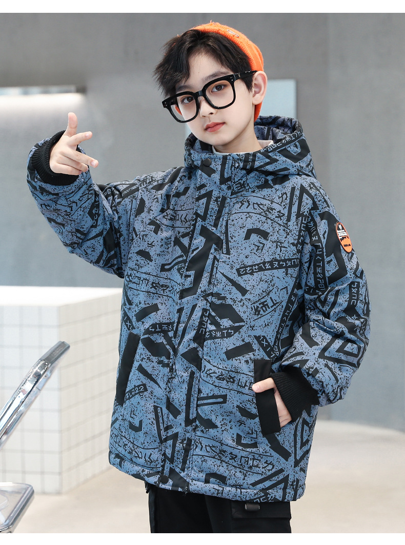 2024 Neue mittlere und große Kinderkleidung für Jungen im Winter mit Plüsch und verdicktem Kuchen, der Kaninchenhaar-Baumwollmantel überwindet_voghion.com