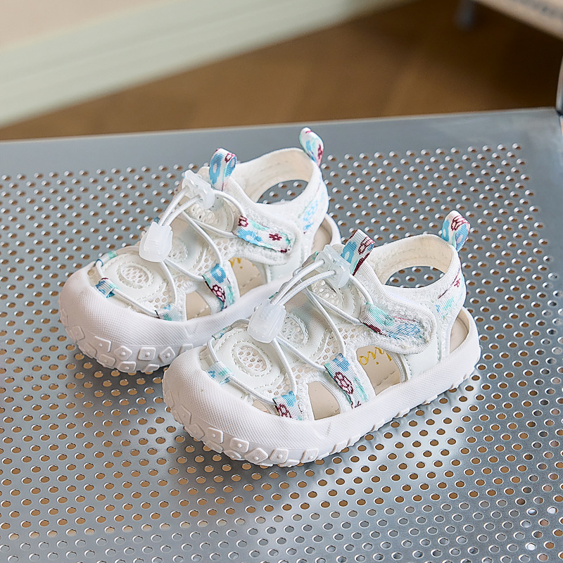 Sandalias deportivas para niños 2025 nuevos zapatos de playa de suela blanda Baotou para niños, niños, niñas, bebés, niños pequeños, zapatos para niños pequeños