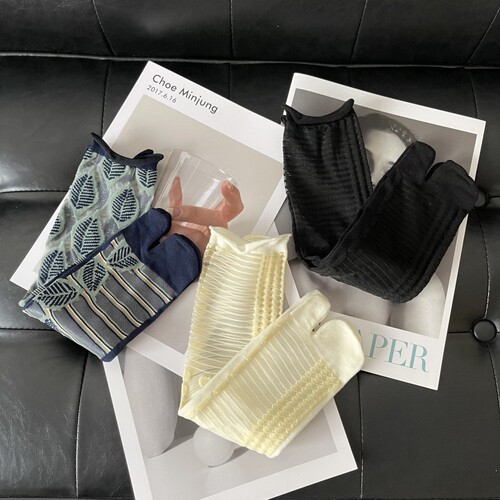 Summer thin crystal silk transparent two-toe jacquard leaf polka dot curling socks Japanese style tabi socks