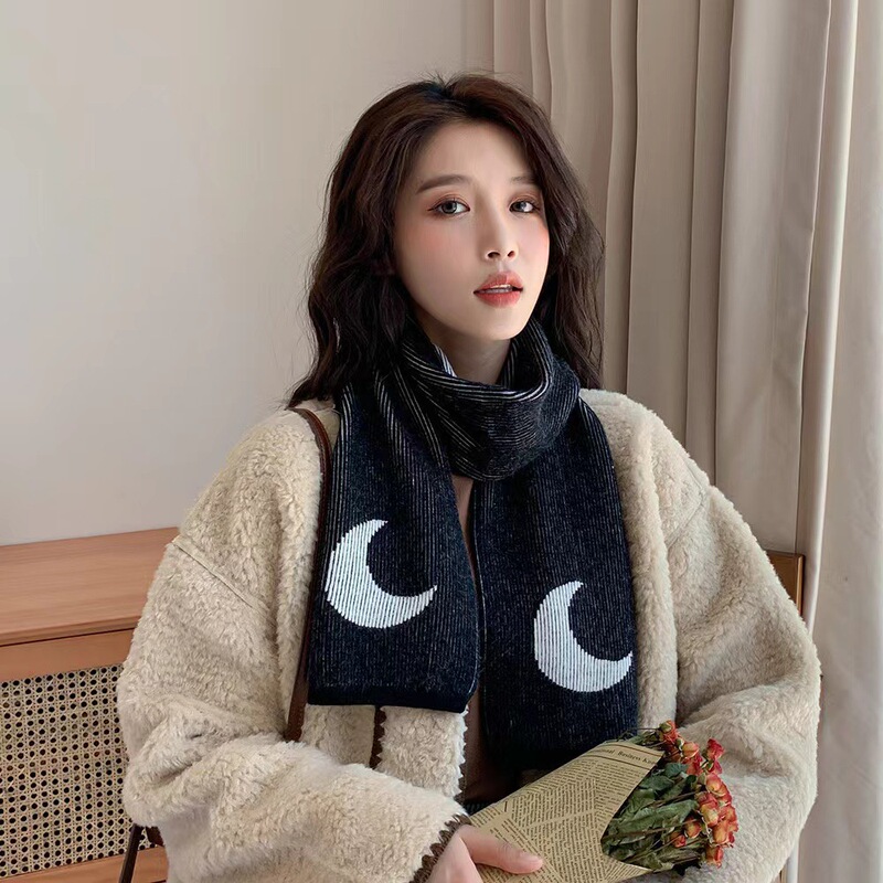 New Moon-Shaped Long Faux Cashmere Scarf for Women, Suitable for Spring, Autumn, and Winter, Korean Style, Fashionable, Versatile, Compact, Warm, and Lightweight