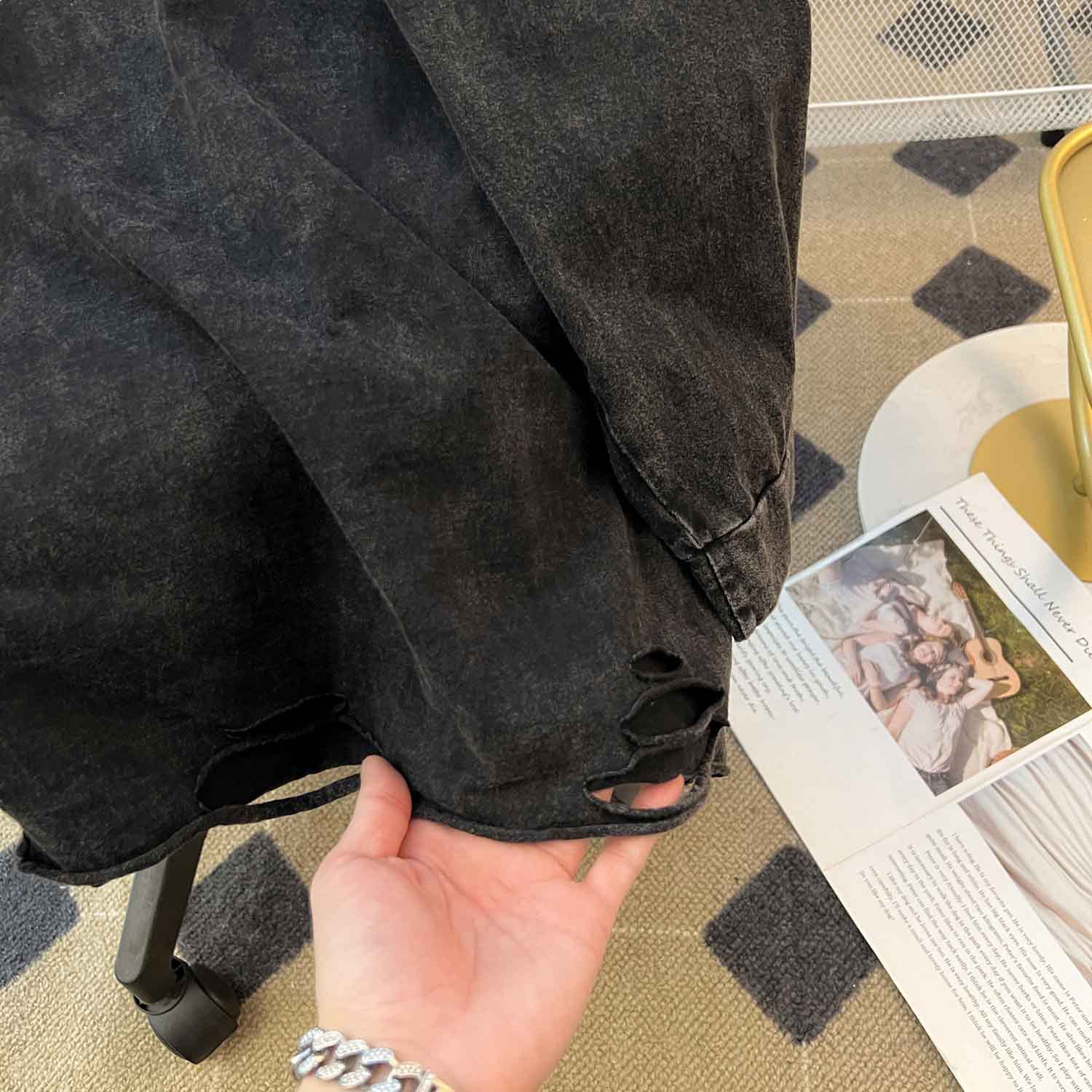 Washed Vintage Pure Cotton Loose Fitting Casual Pullover Spring Autumn Washed Worn round Neck Ripped Long T Shirt Women