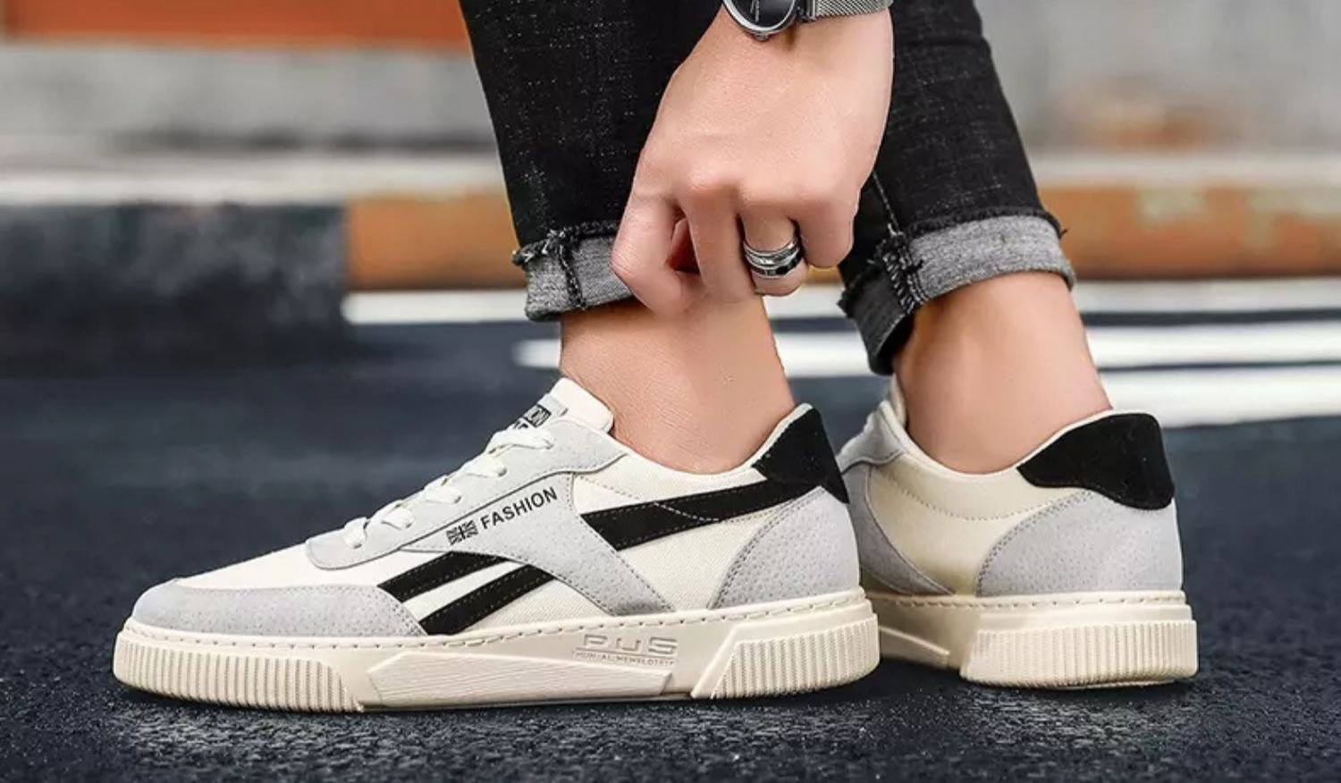 Men's Casual Canvas Sneakers Trendy Versatile Style Trainers_voghion.com