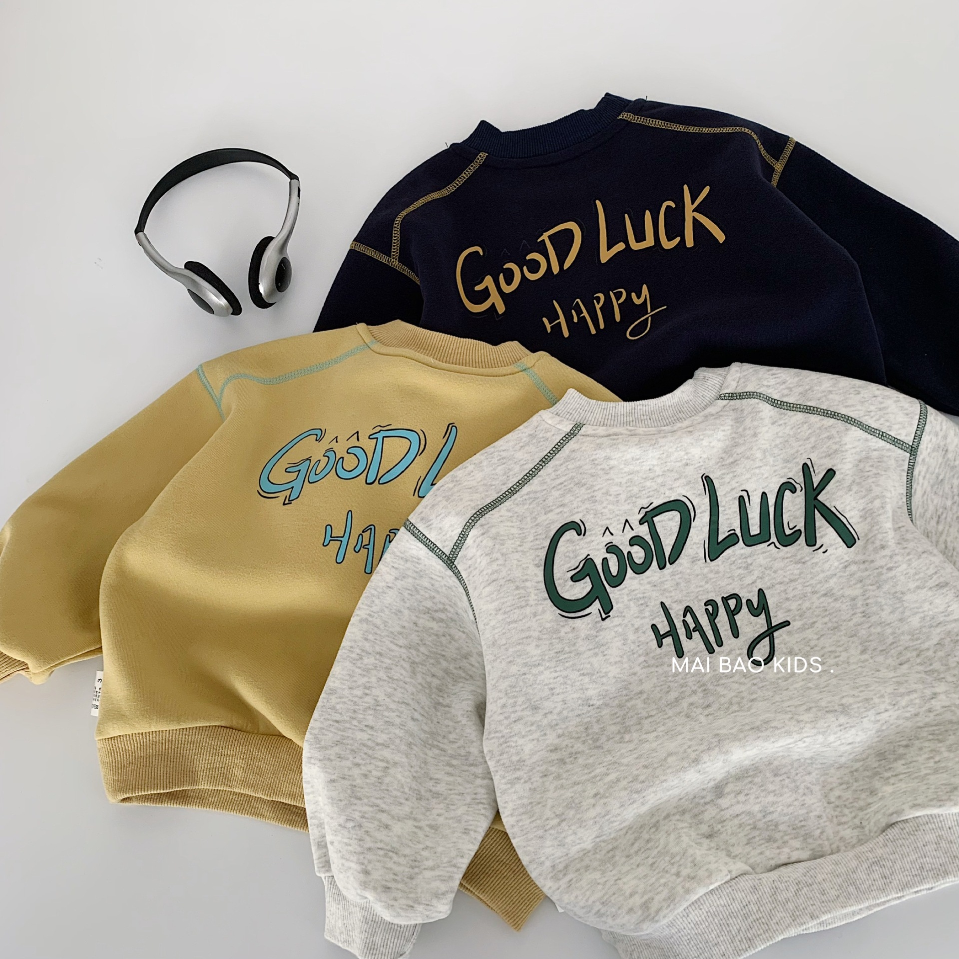 麦宝儿童加绒卫衣2025冬季新款男女童字母圆领套头衫中小童冬装潮