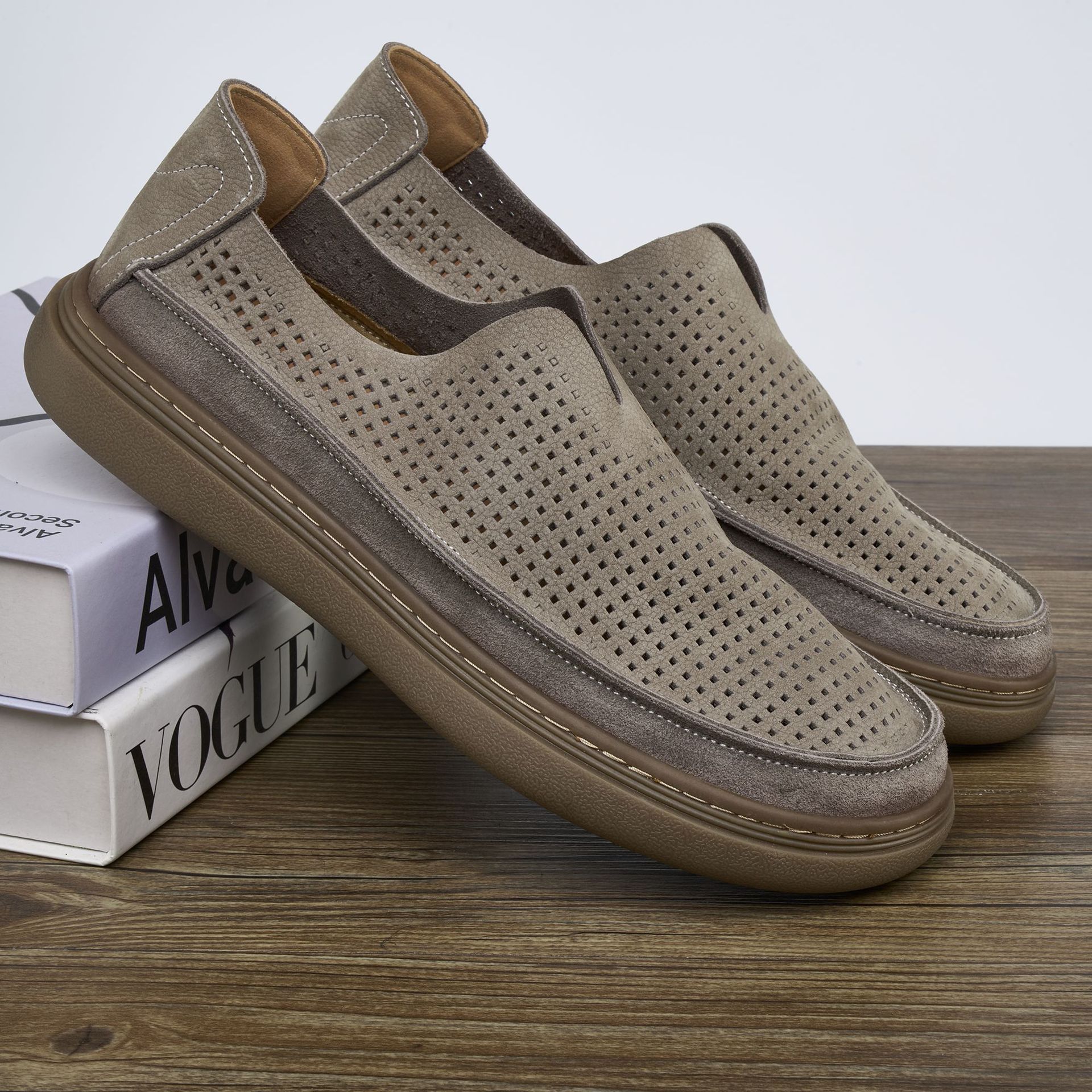 First-Layer Cowhide Hollow-Out Men's Shoes, Summer Breathable Casual Shoes, Soft-Soled Non-Slip Dad Shoes, Slip-On Lazy Shoes