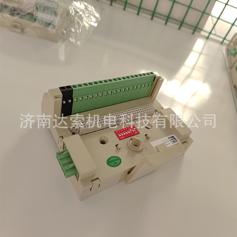 全新现货FM131A普通端子底座模块和利时FM131A
