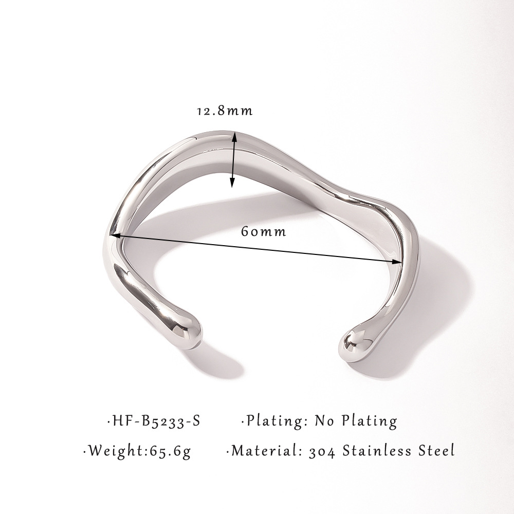 Personalidad exagerada, diseño de nicho, apertura curva, Japón y Corea del Sur, pulsera de fundición de onda irregular brillante de la industria pesada 18K