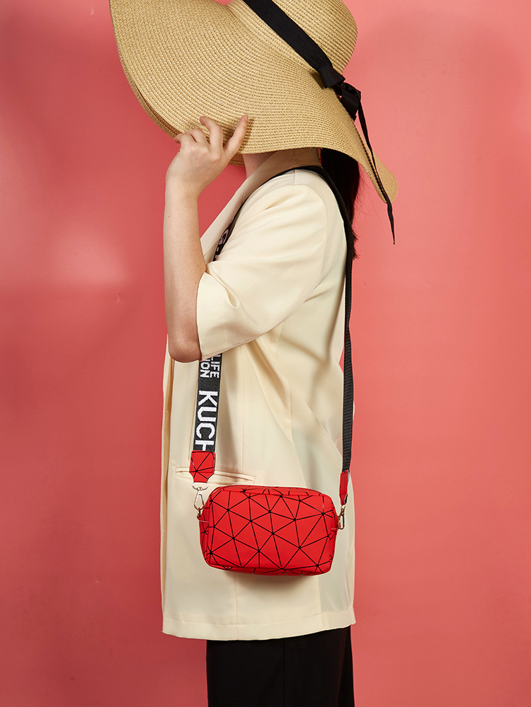 红色黑线 (8).jpg