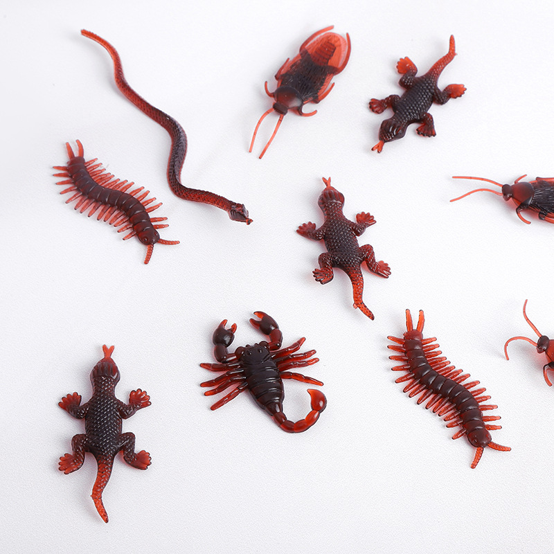 Halloween simulación cucaracha Día DE LOS Inocentes falso cucaracha realista cucaracha persona entera Xiaoqiang truco juguete al por mayor