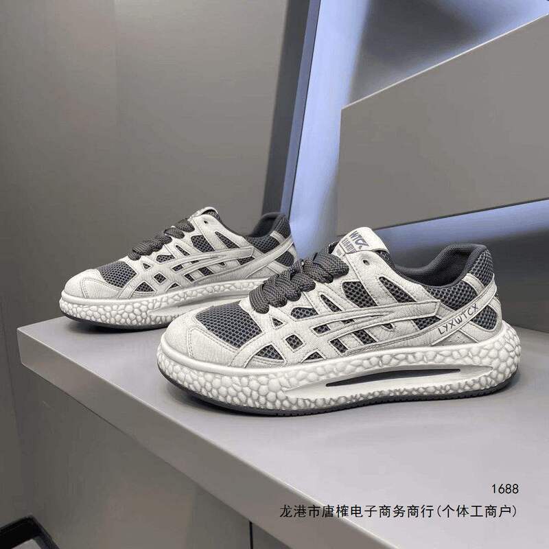 European style 2026 summer new comfortable breathable mesh shoes, popular internet celebrity style, thick-soled height-increasing distressed dad shoes