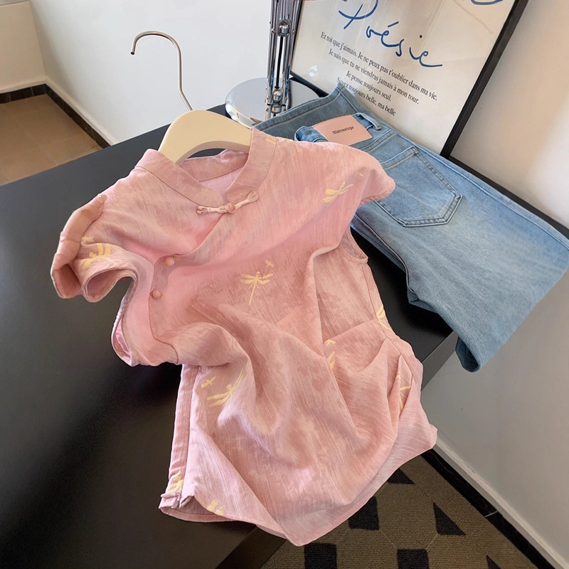 New Chinese Style National Embroidery Stand Collar Pink Short-Sleeved Shirt Elegant Ladies Design Niche Flying Sleeves Waist Top New Chinese Style National Embroidery Stand Collar Pink Short-Sleeved Shirt Elegant Ladies Design Niche Flying Sleeves Waist Top