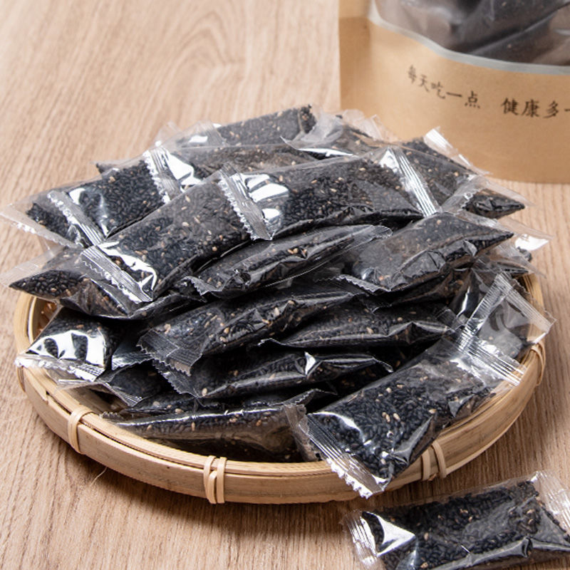 Black sesame seeds new goods packing convenient Carry clean Open bags precooked and ready to be eaten sesame Fry