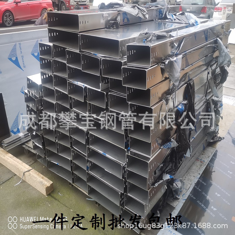 现货不锈钢板桥架月销500件销售不锈钢儿童旋转滑梯剪板制作折弯