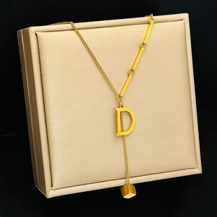 �䓲���ɫ��ŮС���OӋ���s26��ĸ�����i��朕r���䵭�Lë���