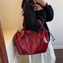 �羳�͹Ŵ�����Ҹ�°���Ů2025�¿�߼��|�����ذ��ٴ�ͨ�چμ��