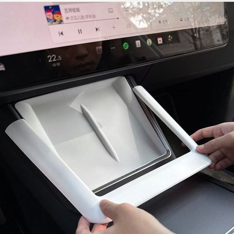 Suitable for Tesla's New Version of Model Y/3 Central Control Wireless Charging Trim Protective Cover Interior Accessories Color Change
