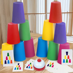 スタッキングカップ 子供用スタッキングカップ 幼稚園ゲーム 知的思考 ロジック 集中力トレーニングおもちゃ 親子インタラクション