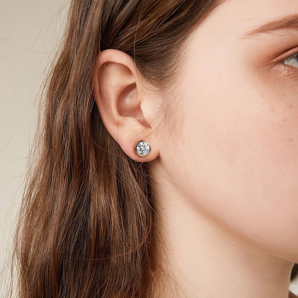 Classic Diamond Stud Earrings Geometric Zircon Fashion Jewelry_voghion.com