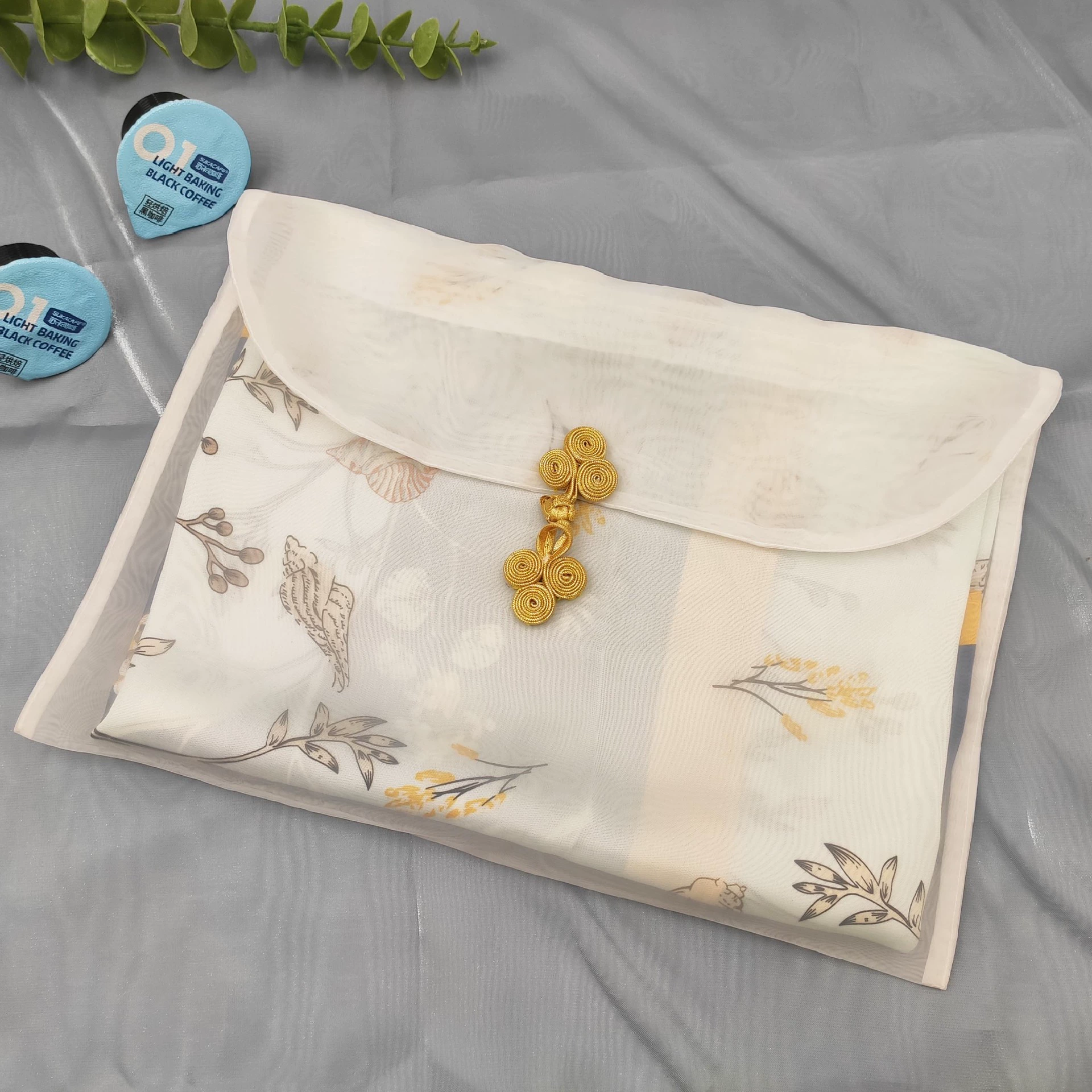 Освежающий белый шифрование матовая пряжка пряжа шарф подарок органза Конверт Сумка Одежда