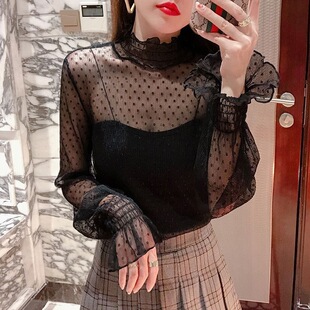 ������W������Ů���������~߅���c�ȴ��º�ɫ�ٽz�����