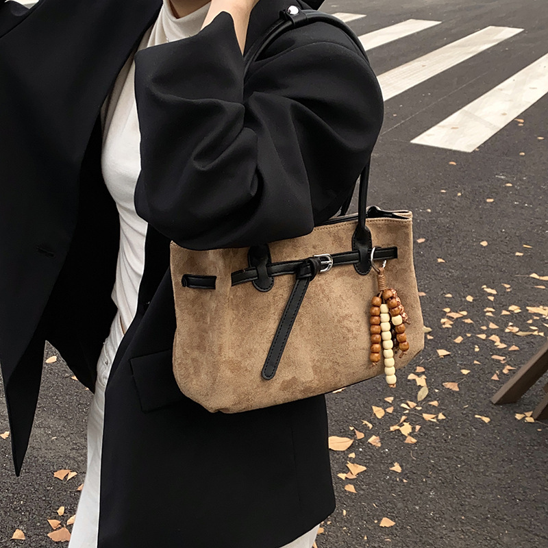 秋冬复古大容量麂皮绒包包女式2025新款高级感通勤单肩手提托特包|undefined