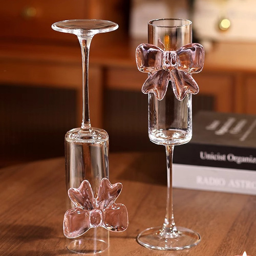 High-definition cute white wine glass juice crystal cup tall stemmed cocktail glass slightly tipsy butterfly champagne glass