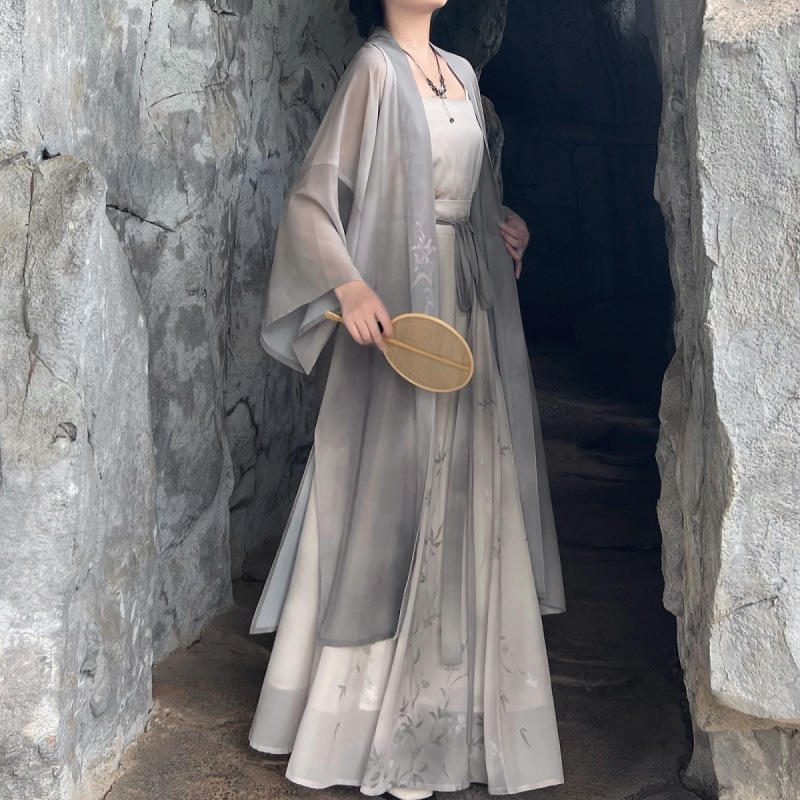 2025 New Chinese Style Traditional Song Dynasty Hanfu Double-Breasted Long Shirt with Waist-Length Eight-Panel Skirt for Women, Spring and Summer Daily Wear