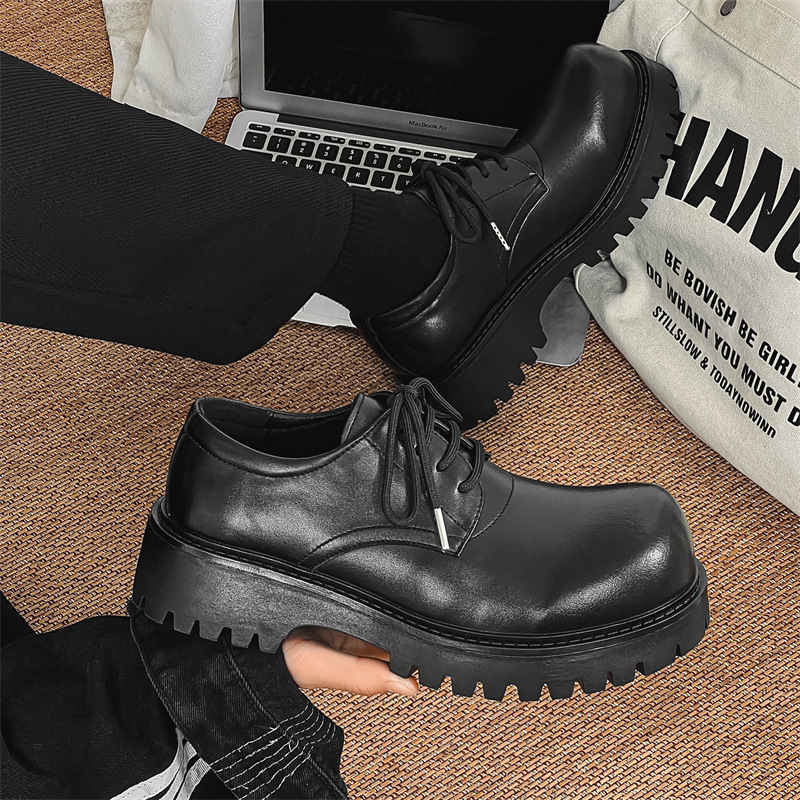 블랙은 내부 높이를 증가시킵니다.