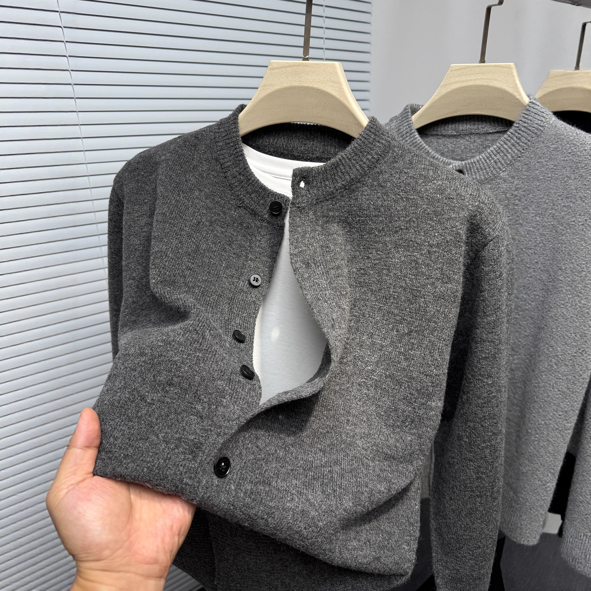 毛衣开衫男针织衫外套圆领纽扣秋季男装宽松韩版潮流休闲内搭外穿