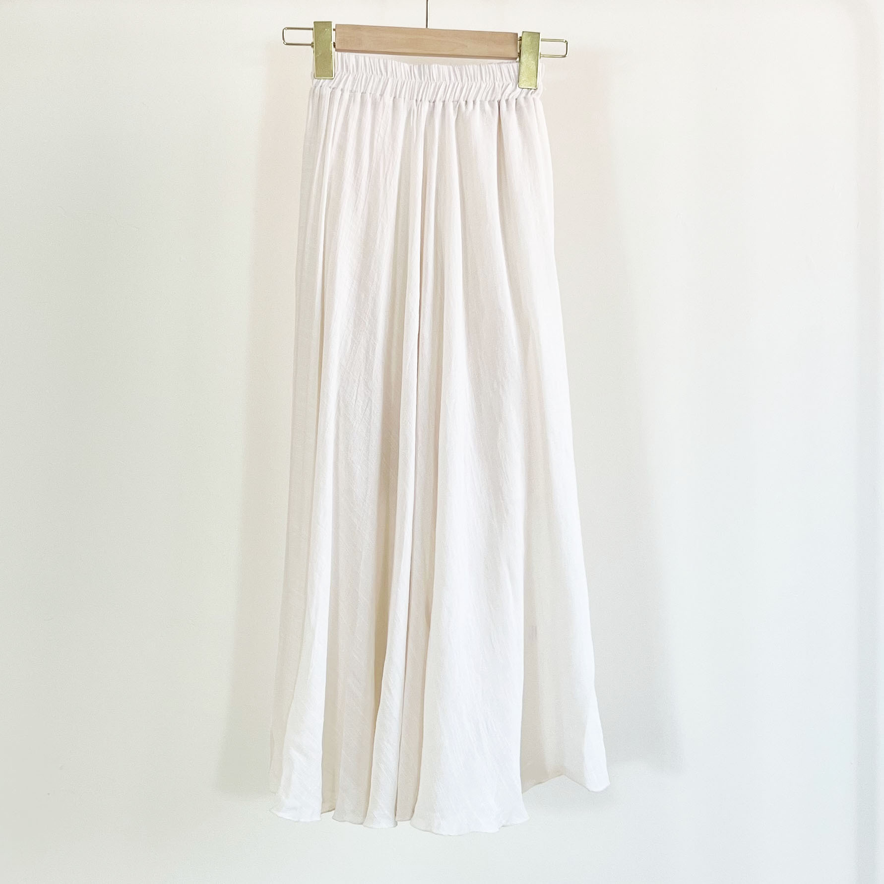 Светло-абрикосовая нежная юбка