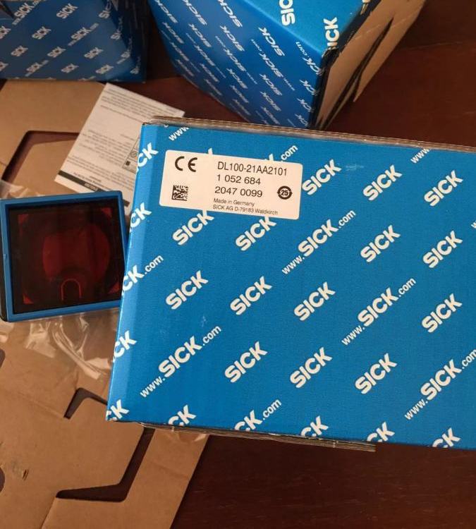 德国SICK激光距离传感器DL100-21AA2101 1052684西克激光测距仪