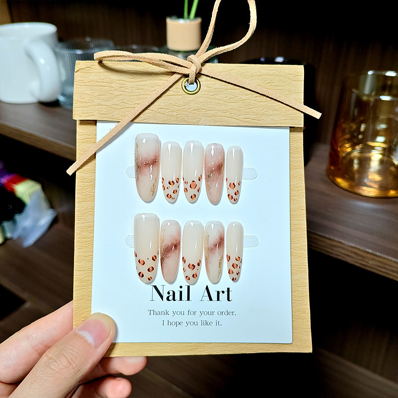 Handmade nude pink gradient leopard print with gold lines, sexy and trendy ins-style party long nails for women, high-end feel