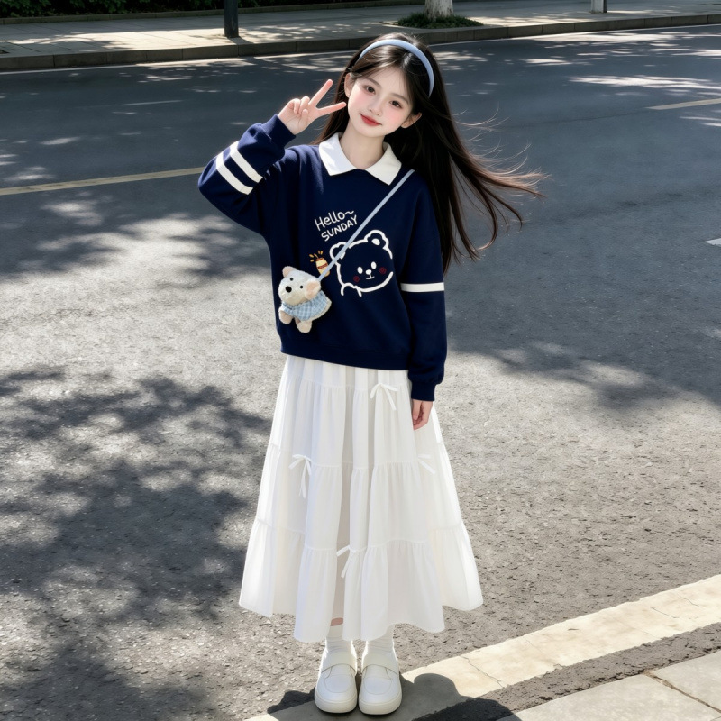 Girls' sports outfit, autumn wear, stylish and fashionable skirt for girls, sweatshirt and half skirt, college style two-piece set for older children