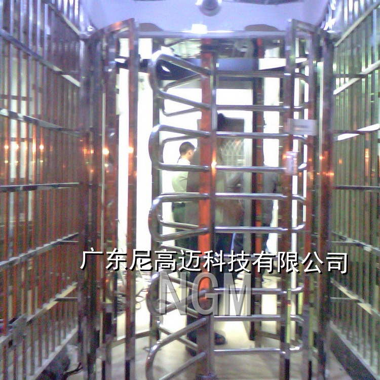 监狱工地小区智能人脸防尾随不锈钢全高十字旋转门人行通道滚闸机
