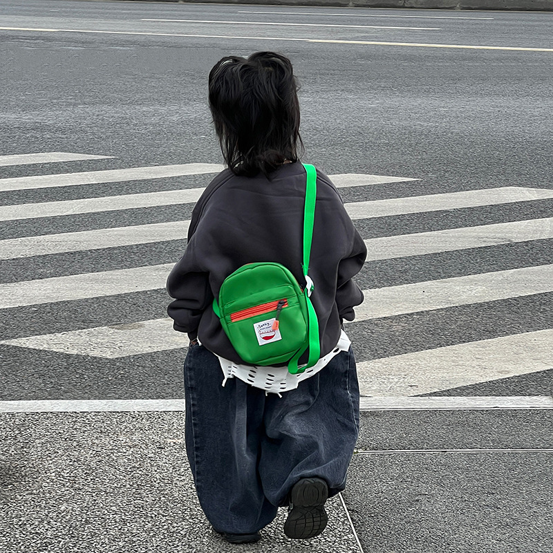 Bolsos de hombro coreanos para niños y niñas, bolsas deportivas casuales mini bebé, bolsas de tramo inclinadas, bolsas de nuevo estilo para niños, bolsas de moda